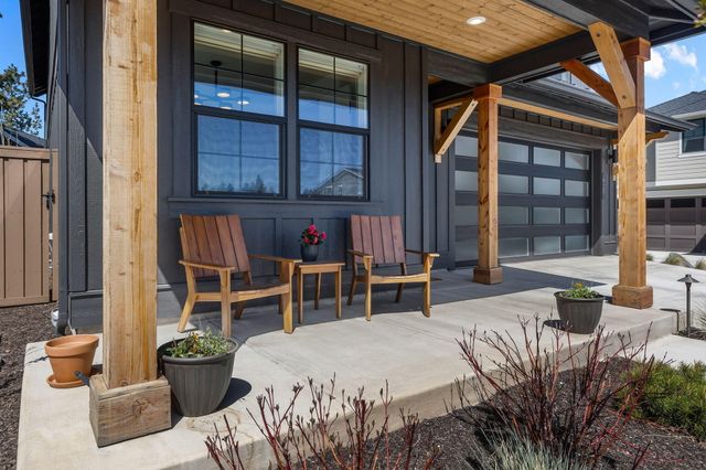 19201 NW Mt Shasta Drive, Bend, OR 97703