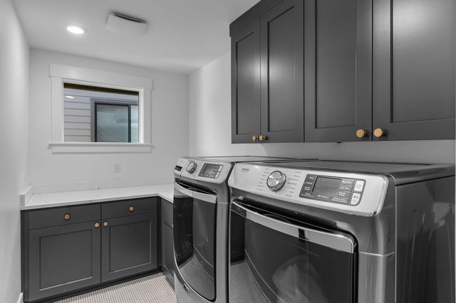 19201 NW Mt Shasta Drive, Bend, OR 97703