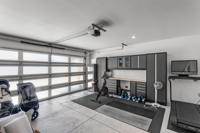 19201 NW Mt Shasta Drive, Bend, OR 97703