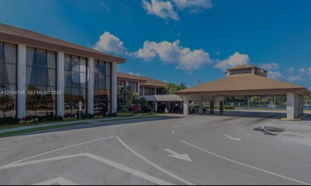 12501 SW 14th St 315R, Pembroke Pines, FL 33027