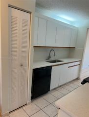 12501 SW 14th St 315R, Pembroke Pines, FL 33027