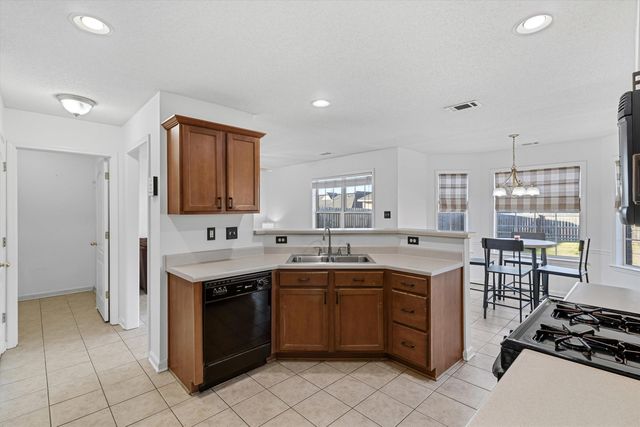 60 MISTY HILL CV, Oakland, TN 38060