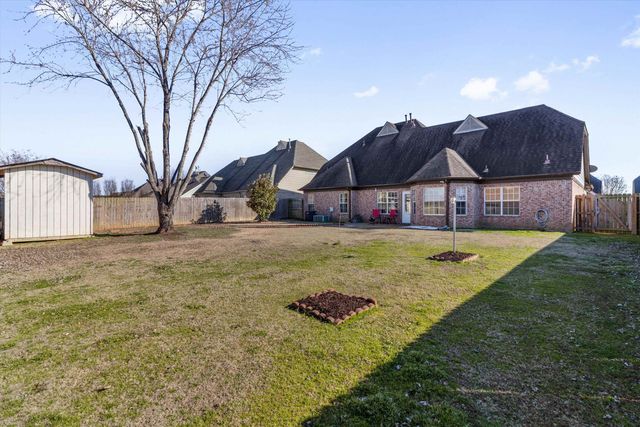 60 MISTY HILL CV, Oakland, TN 38060