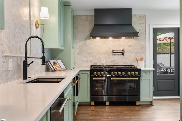 118 Tindal Avenue, Greenville, SC 29605