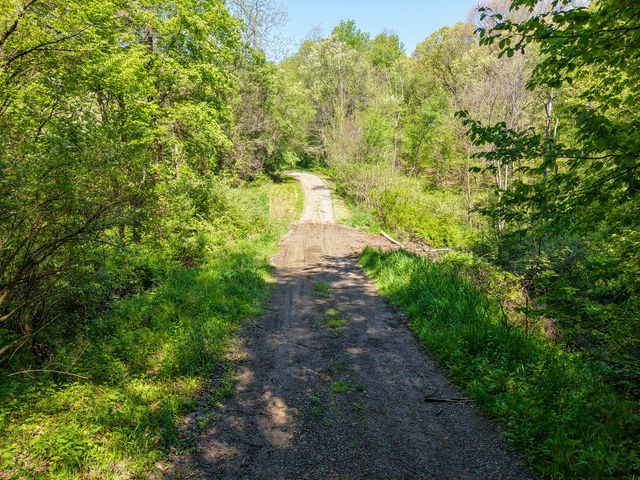 637 American School Road, Franklin Twp, PA 16037