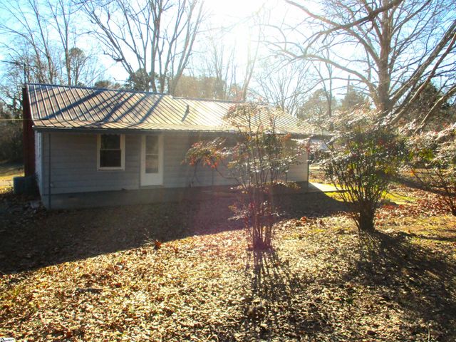 417 Welborn Road, West Union, SC 29696