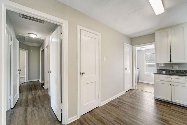 1420 Foreman Street, La Marque, TX 77568