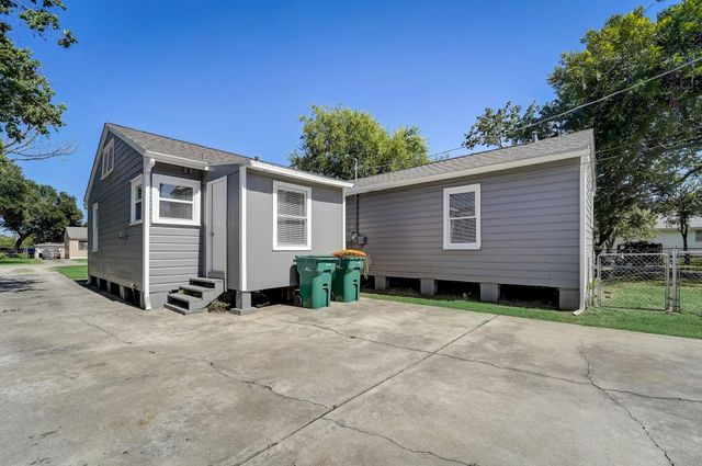 1420 Foreman Street, La Marque, TX 77568