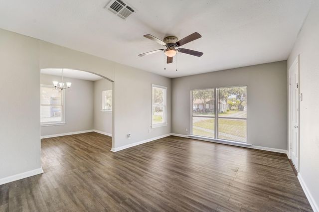1420 Foreman Street, La Marque, TX 77568