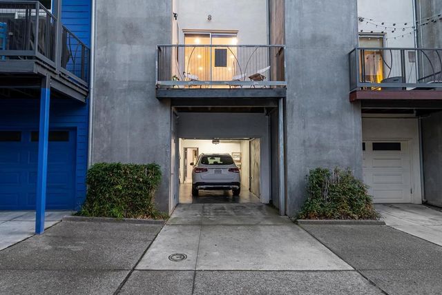 1064 F, San Diego, CA 92101