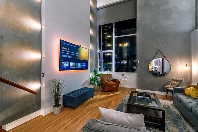 1064 F, San Diego, CA 92101