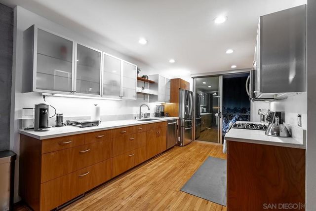 1064 F, San Diego, CA 92101