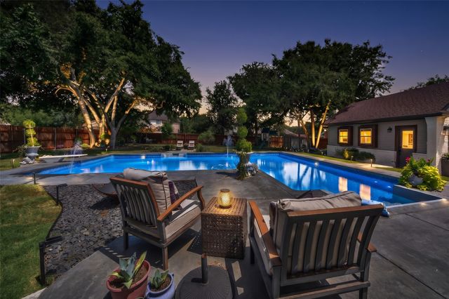 789 Tall Oak Lane, Keller, TX 76248