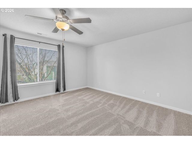 53 SHORE Dr, St Helens, OR 97051