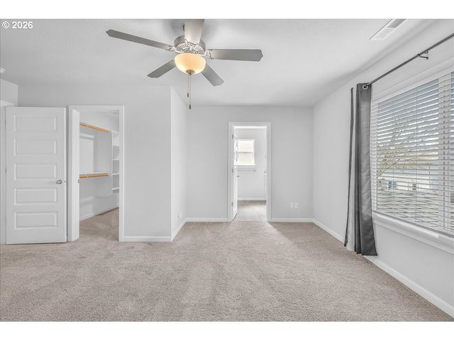 53 SHORE Dr, St Helens, OR 97051