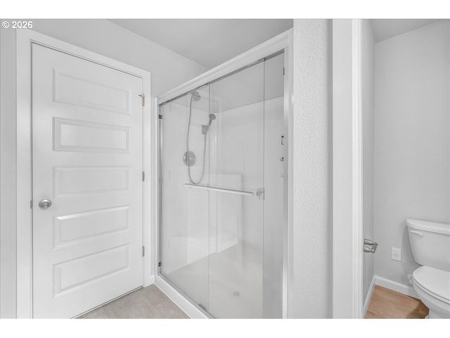 53 SHORE Dr, St Helens, OR 97051