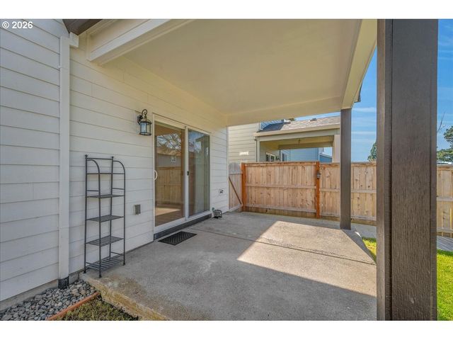 53 SHORE Dr, St Helens, OR 97051