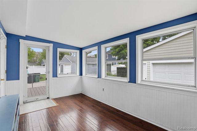 1319 Hoffman Avenue, Royal Oak, MI 48067