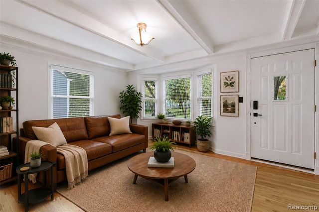 1319 Hoffman Avenue, Royal Oak, MI 48067