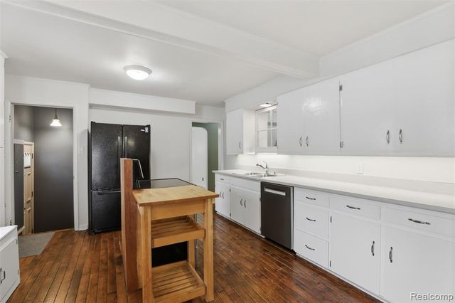 1319 Hoffman Avenue, Royal Oak, MI 48067