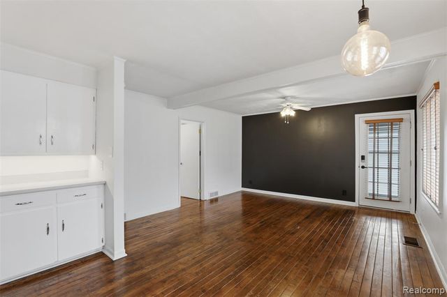 1319 Hoffman Avenue, Royal Oak, MI 48067
