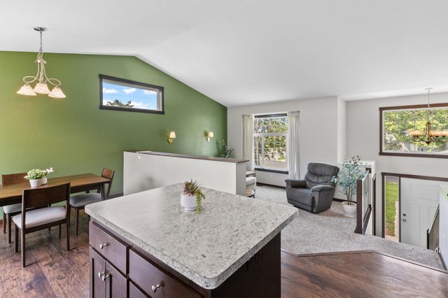 5400 Yukon Avenue N, New Hope, MN 55428