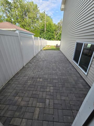5400 Yukon Avenue N, New Hope, MN 55428