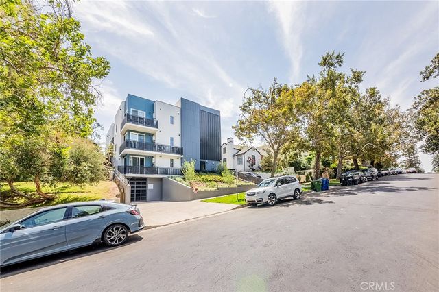 214 S Westmoreland 3, Los Angeles, CA 90004