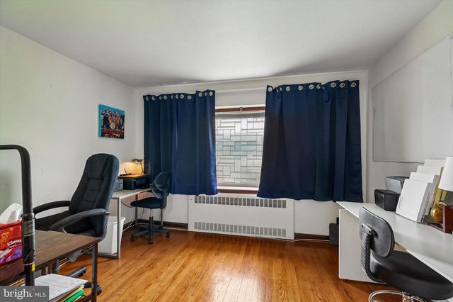 1210 E MATSONFORD RD, Conshohocken, PA 19428