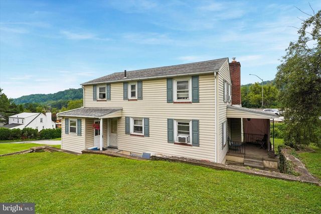 1210 E MATSONFORD RD, Conshohocken, PA 19428