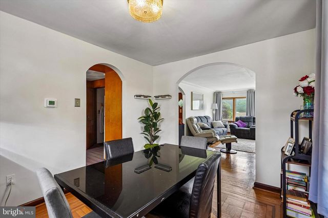 1210 E MATSONFORD RD, Conshohocken, PA 19428
