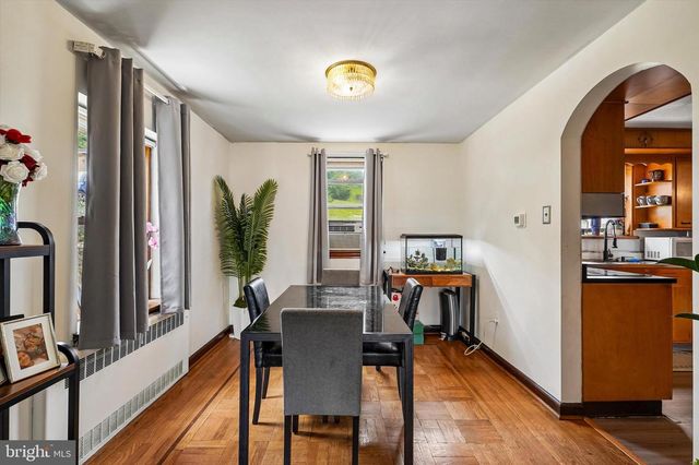 1210 E MATSONFORD RD, Conshohocken, PA 19428