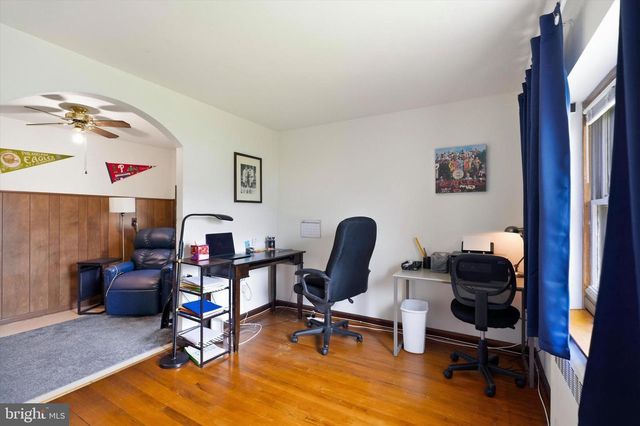 1210 E MATSONFORD RD, Conshohocken, PA 19428
