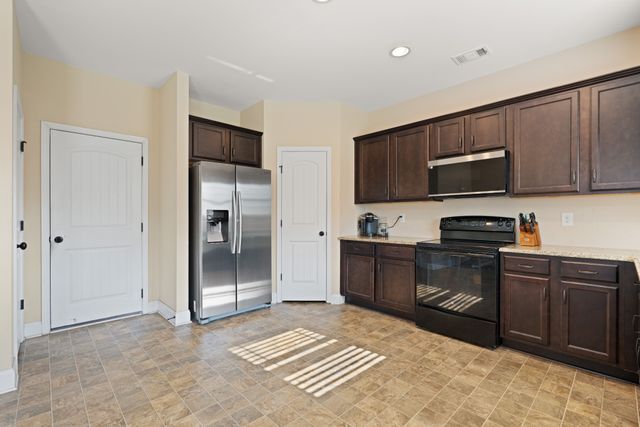 129 Irishman Way, Clarksville, TN 37042