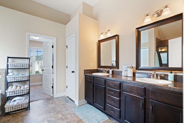 129 Irishman Way, Clarksville, TN 37042