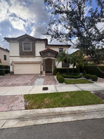 8850 NW 98th Ct 8850, Doral, FL 33178