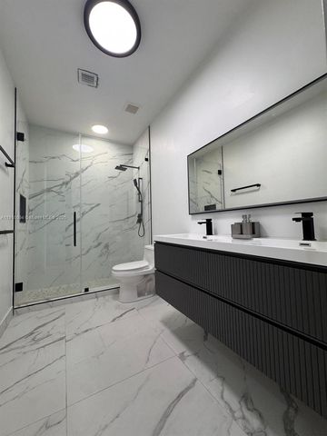 8850 NW 98th Ct 8850, Doral, FL 33178