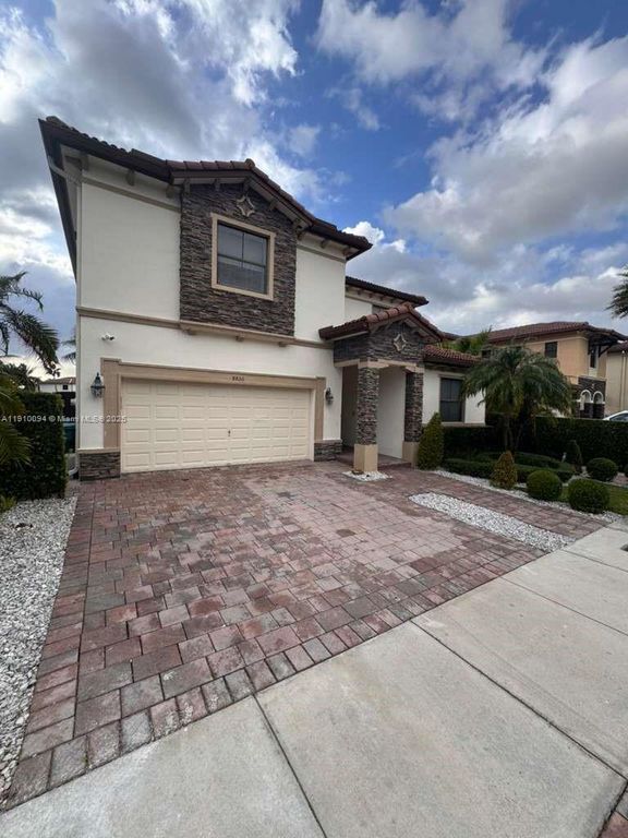 8850 NW 98th Ct 8850, Doral, FL 33178