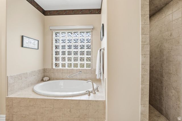 5538 S ELDERBERRY CT, Ogden, UT 84403