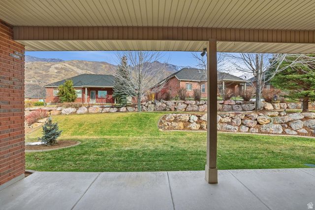 5538 S ELDERBERRY CT, Ogden, UT 84403