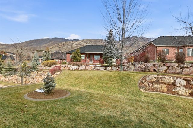 5538 S ELDERBERRY CT, Ogden, UT 84403