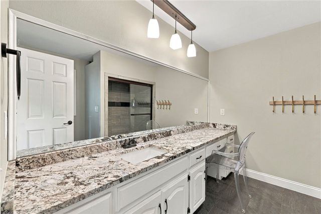 9509 Brooks Drive, Rogers, AR 72756