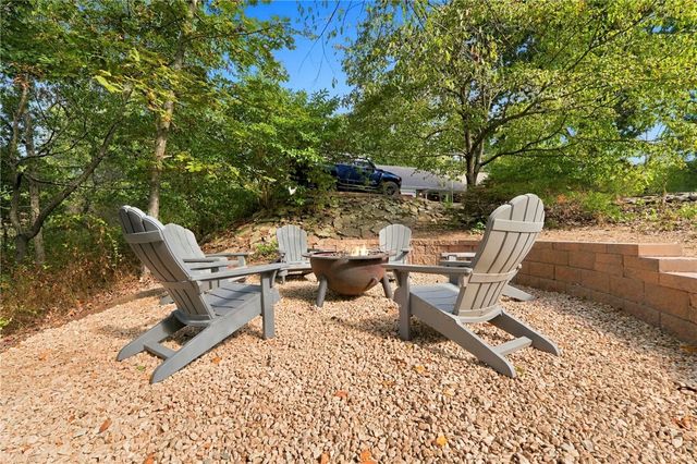 9509 Brooks Drive, Rogers, AR 72756