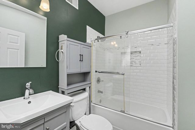302 S EAST AVE, Baltimore, MD 21224