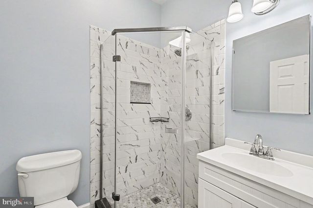 302 S EAST AVE, Baltimore, MD 21224