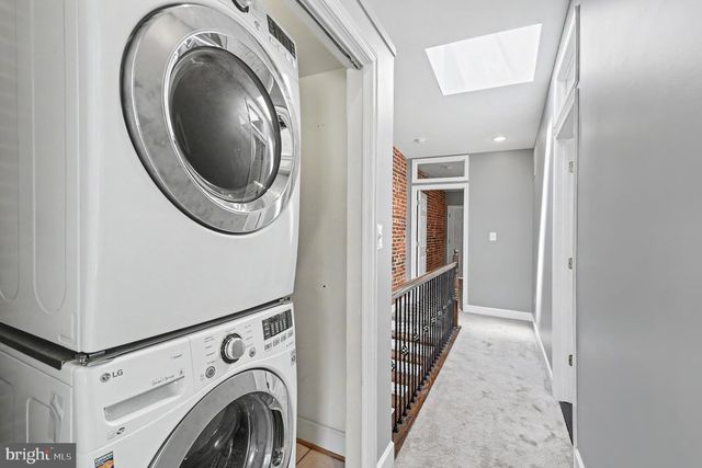 302 S EAST AVE, Baltimore, MD 21224
