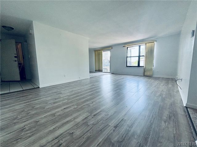 136 Denrose Drive 8, Amherst, NY 14228