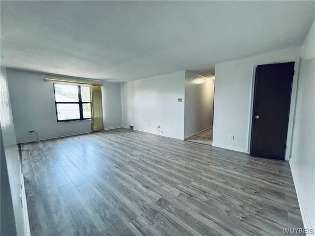 136 Denrose Drive 8, Amherst, NY 14228