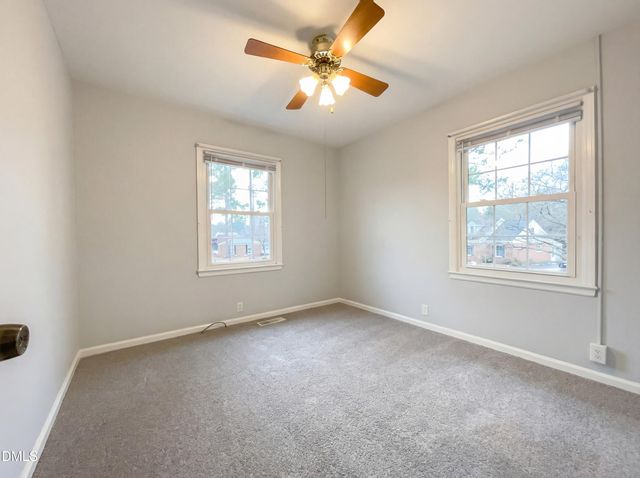 506 Shoreline Drive, Fayetteville, NC 28311