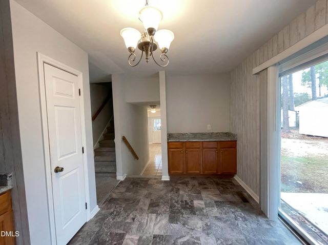 506 Shoreline Drive, Fayetteville, NC 28311